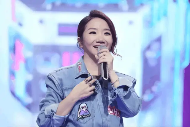 《姐姐妹妹站起来》不只是KTV神曲！陶晶莹和3组粉丝多语合唱，用四种语言唱出女性的力量