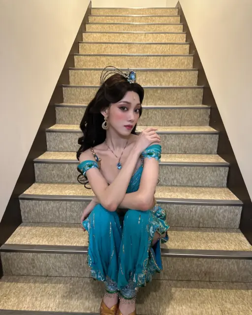 李圣经当阿拉丁茉莉公主